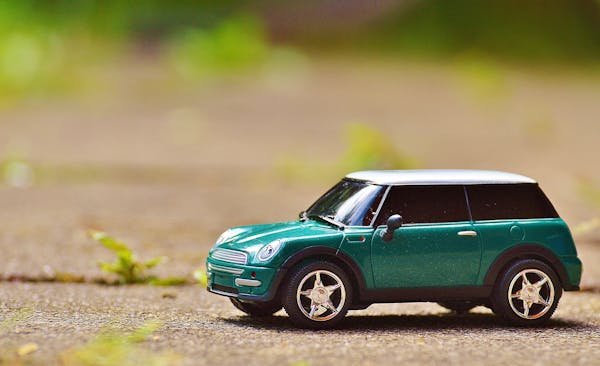 Comment choisir la voiture miniature 1 43 idéale ?